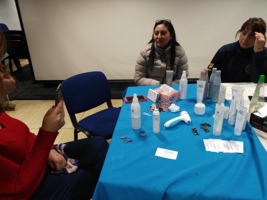 BIOBÍO CORDILLERA DICTÓ TALLER DE BELLEZA FACIAL 1