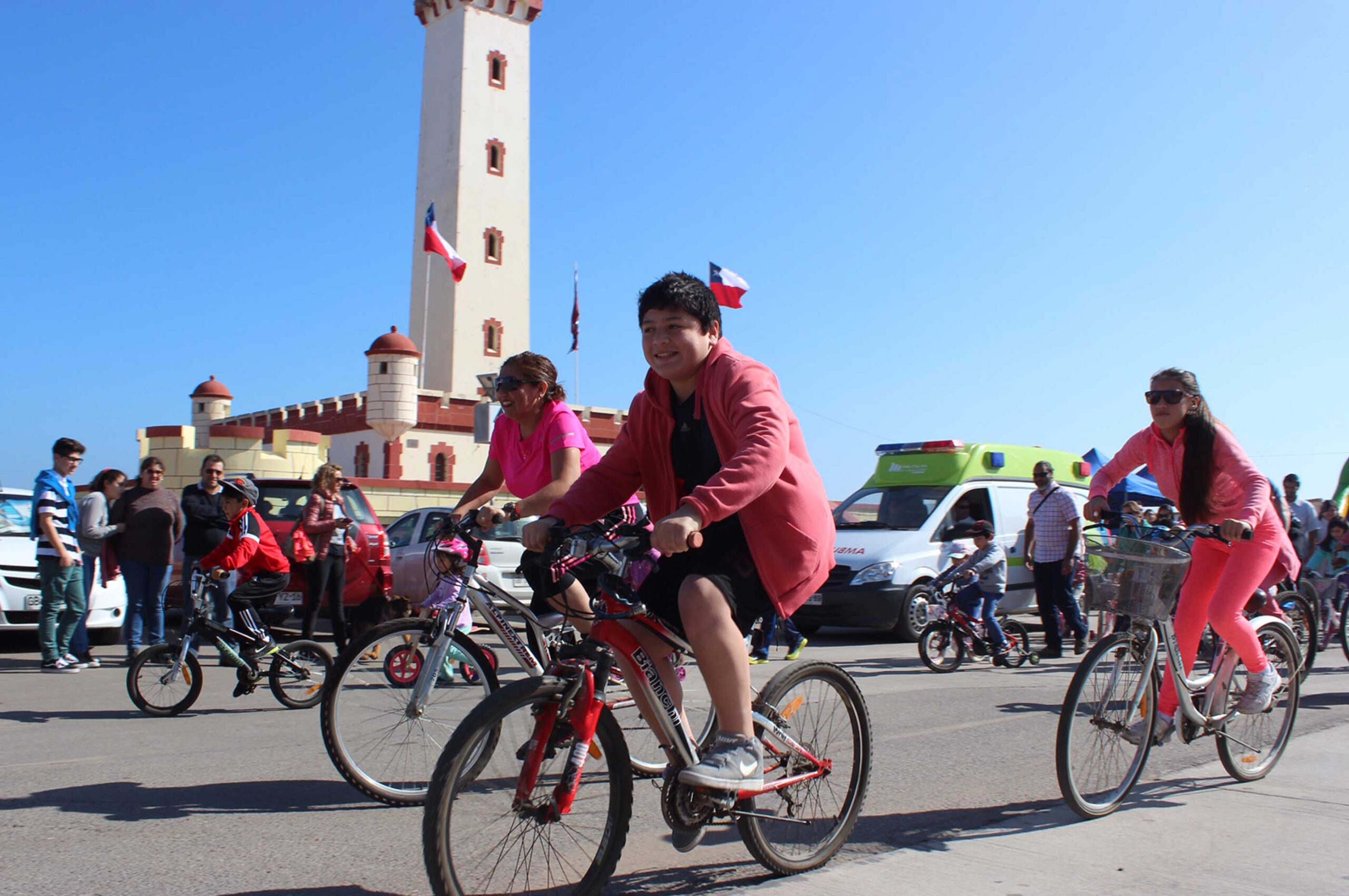 CORAFAM CELEBRÓ A LOS NIÑOS CON CORRIDA Y CICLETADA FAMILIAR 1