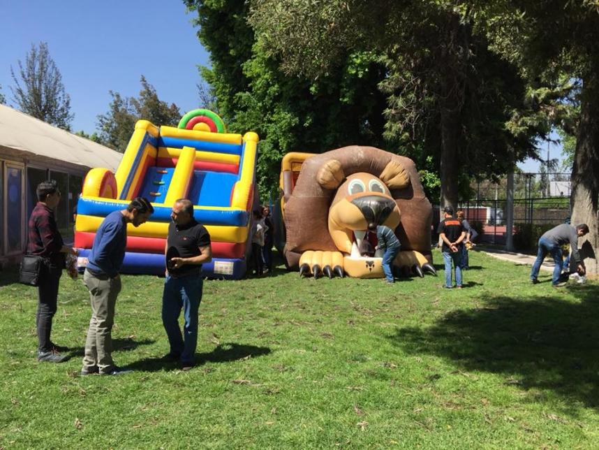 DIRECTORA JEFEPOL DURANTE LA ACTIVIDAD LOS NIÑOS FUERON LOS MÁS FELICES 3